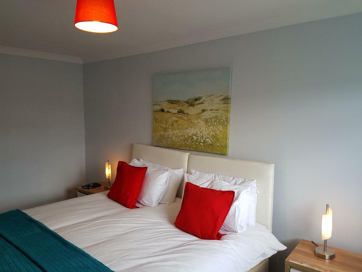 Penllech House - Huku Kwetu Notts - 3 Bedroom Spacious Lovely And Cosy With A Free Parking- Affordable And Suitable To Group Business Travellers Nottingham Ngoại thất bức ảnh