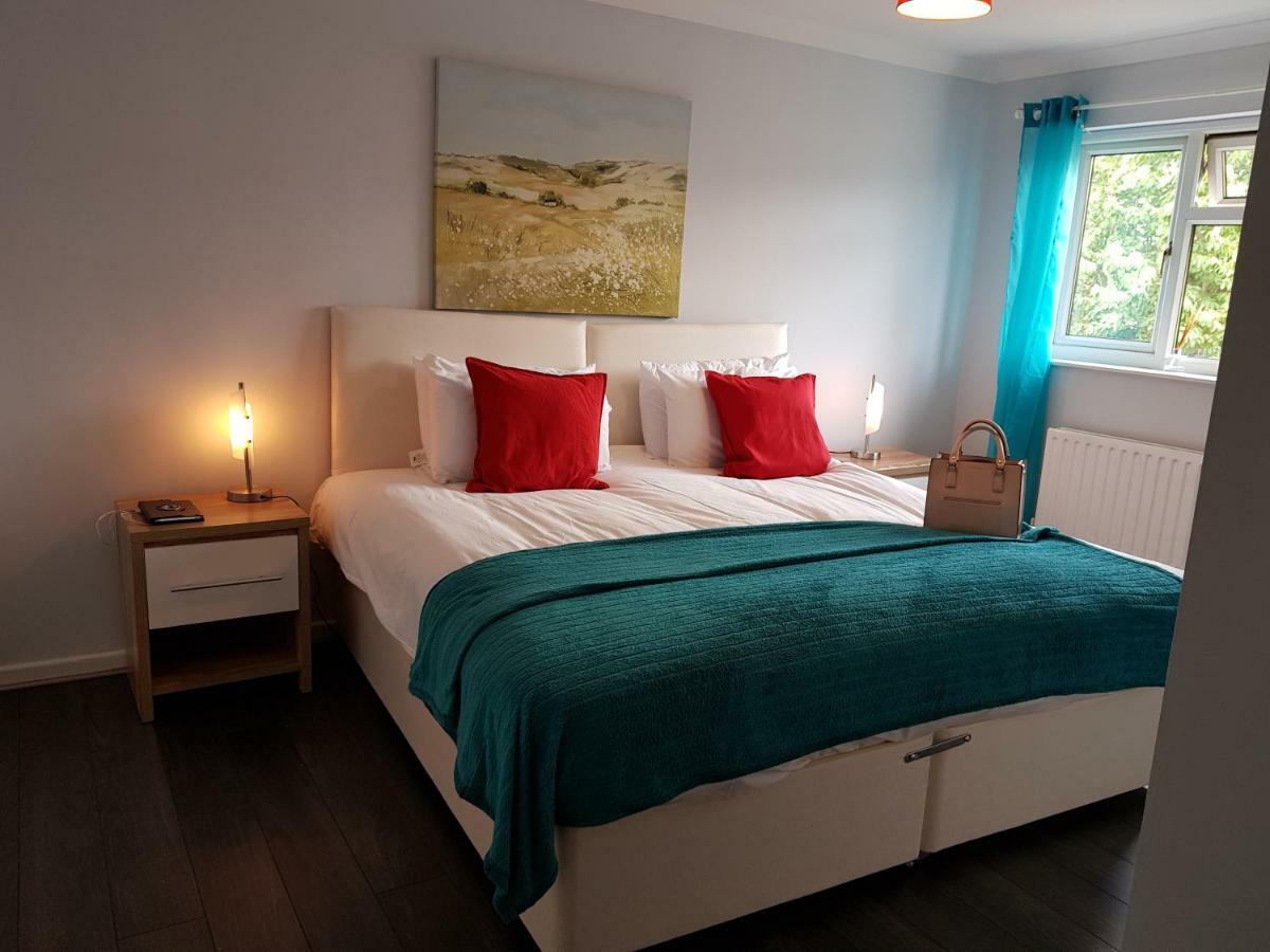 Penllech House - Huku Kwetu Notts - 3 Bedroom Spacious Lovely And Cosy With A Free Parking- Affordable And Suitable To Group Business Travellers Nottingham Ngoại thất bức ảnh